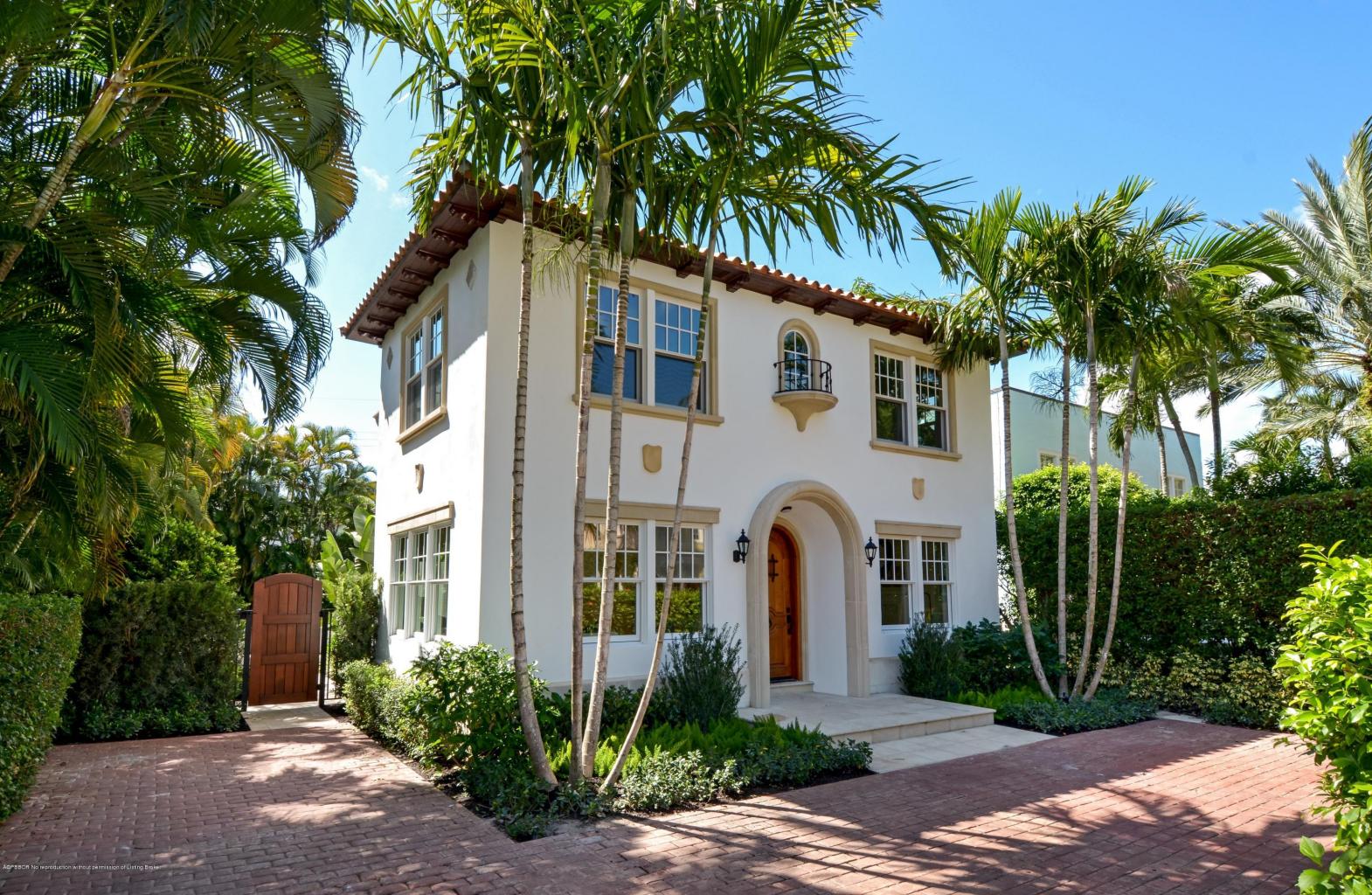 240 Seabreeze Avenue