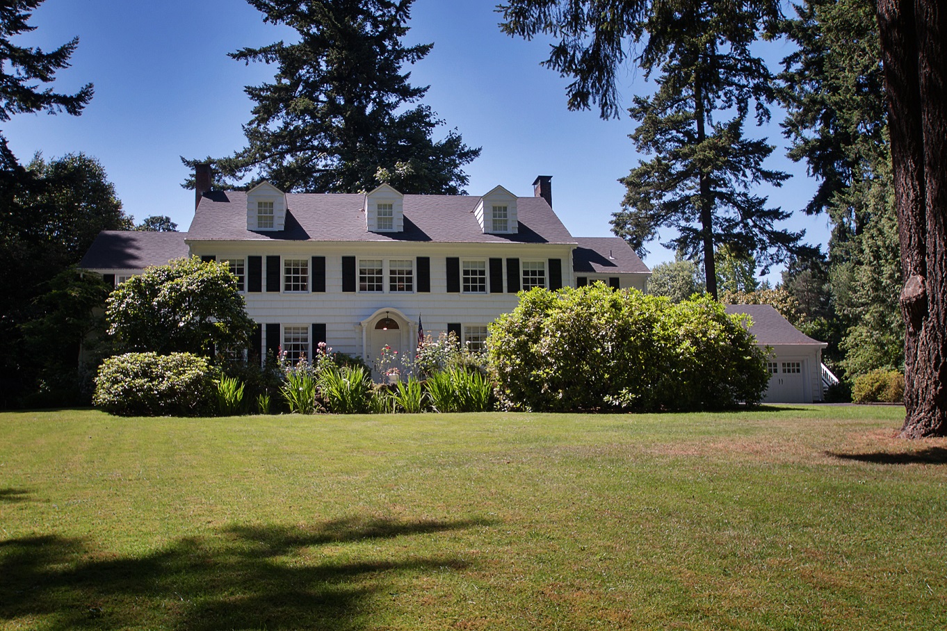12657 SW  Edgecliff Road