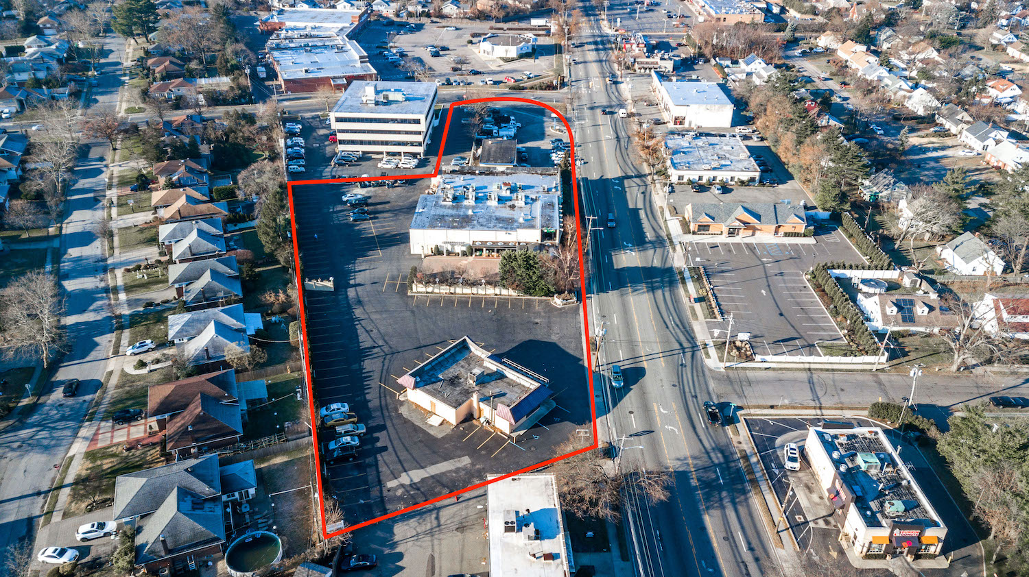 3 Lots on 2.5 Acres

*Property Highlights:
High profile intersection with tremendous growth next to Eisenhower Park
Traffic count of 37,893
Great location for retail development, hotel or medical building
Average household income of $99,465 in Nassau County

*2.5 Acres located on Old Country Road, Westbury. 
Located on major thoroughfare with high visibility. Retail, commercial, hotel, and/or residential development opportunity. 
Close proximity to multiple full interchanges at Meadowbrook Parkway & Wantagh Parkway.

*Parcel 1 -
Auto Repair Shop
17,000 Sq Ft Lot 1852 Sq ft Structure
Tenant is Month to Month $9000.00 + Taxes
Real Estate Taxes $30,000.00

*Parcel 2 -
Vacant Dunkin Doughnuts -$17,000.00
Real Estate Taxes $40,000.00

*Parcel 3 -
Catering Facility - 700 Guest Capacity
Real Estate Taxes $120,000.00

2 Miles from Meadowbrook Parkway
1 Mile from Wantagh Parkway

Featured Commercial Sales