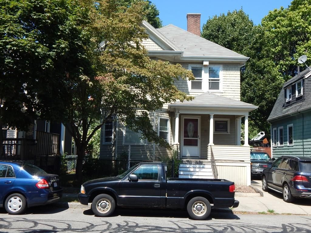 563 Union St