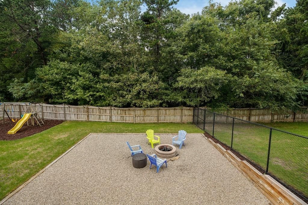 20 Chamber Rock Rd