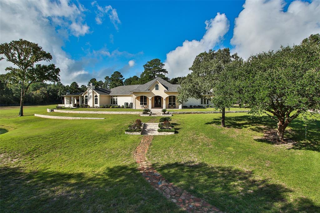 A paragraph that describes the overall effect of endgame's structure on its meaning and impact picture