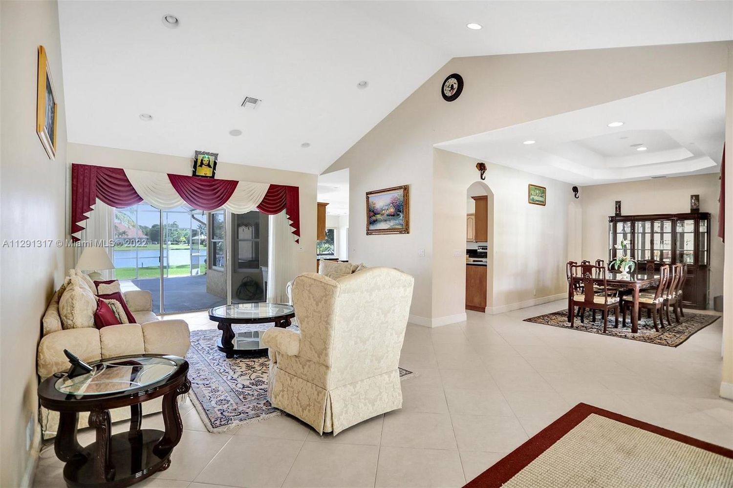 8946 Wendy Lane West