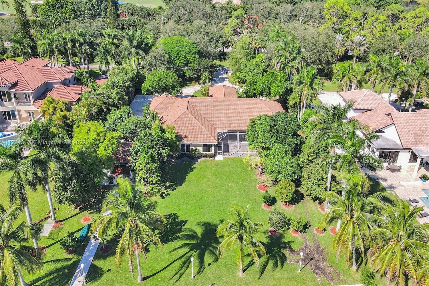8946 Wendy Lane West