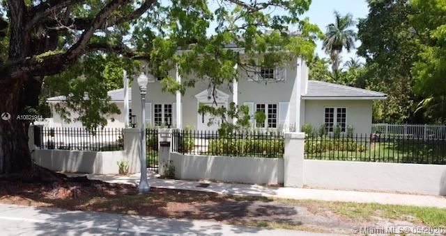 1125  Alhambra Cir
