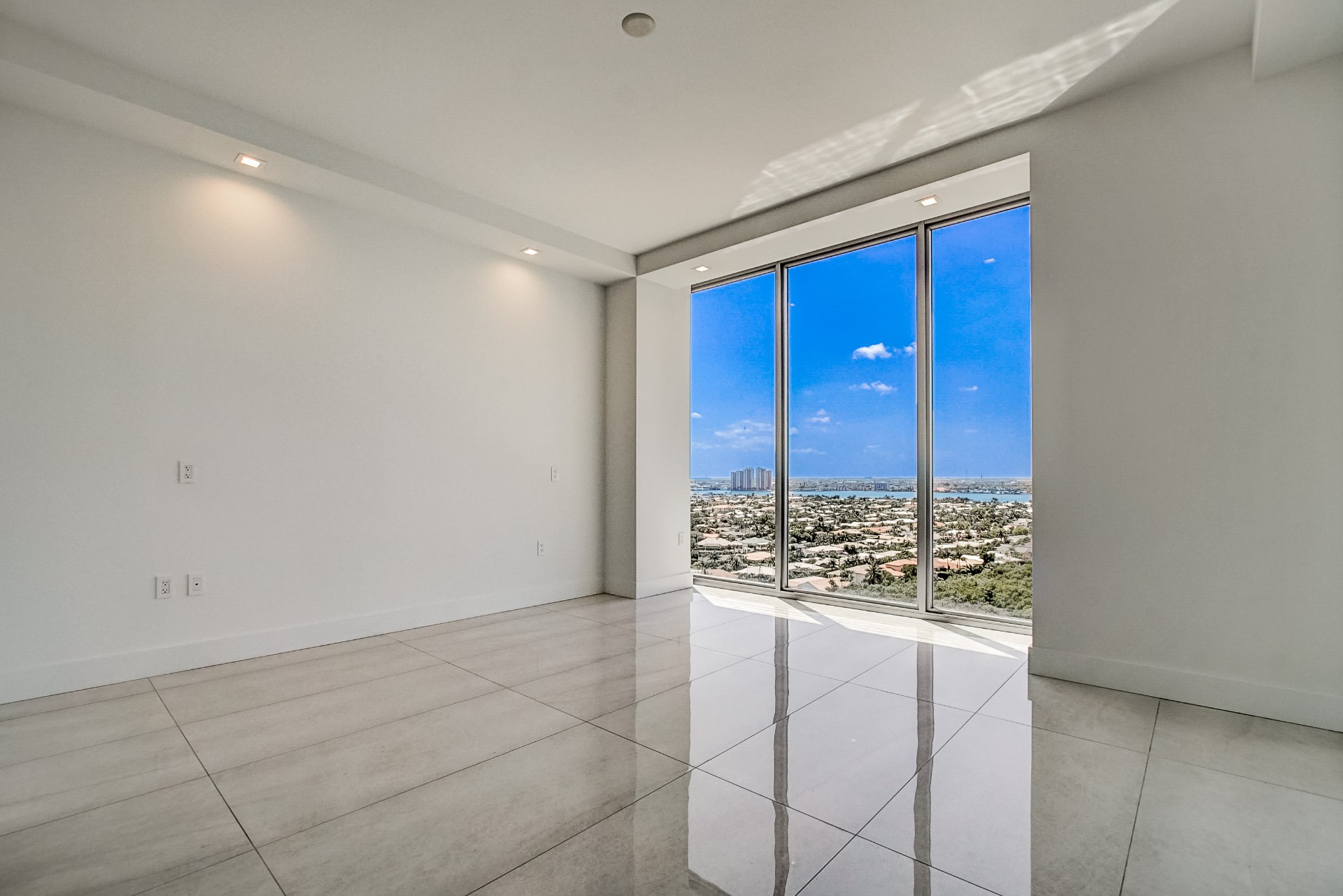 5000 N Ocean Dr #1701