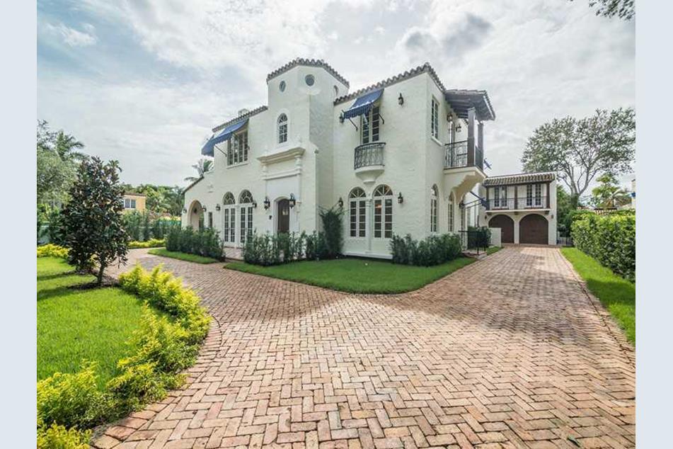 1248  Coral Way