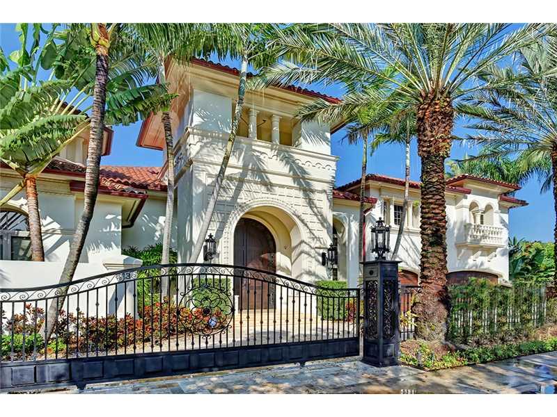 813 Riviera Dr