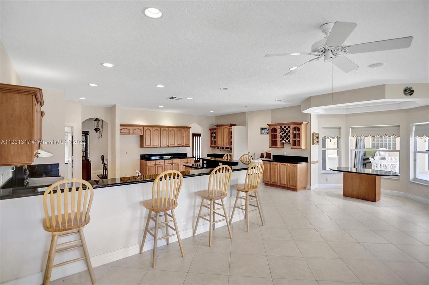 8946 Wendy Lane West