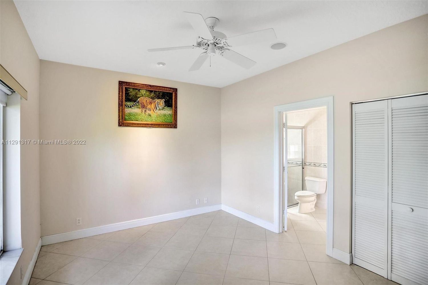 8946 Wendy Lane West