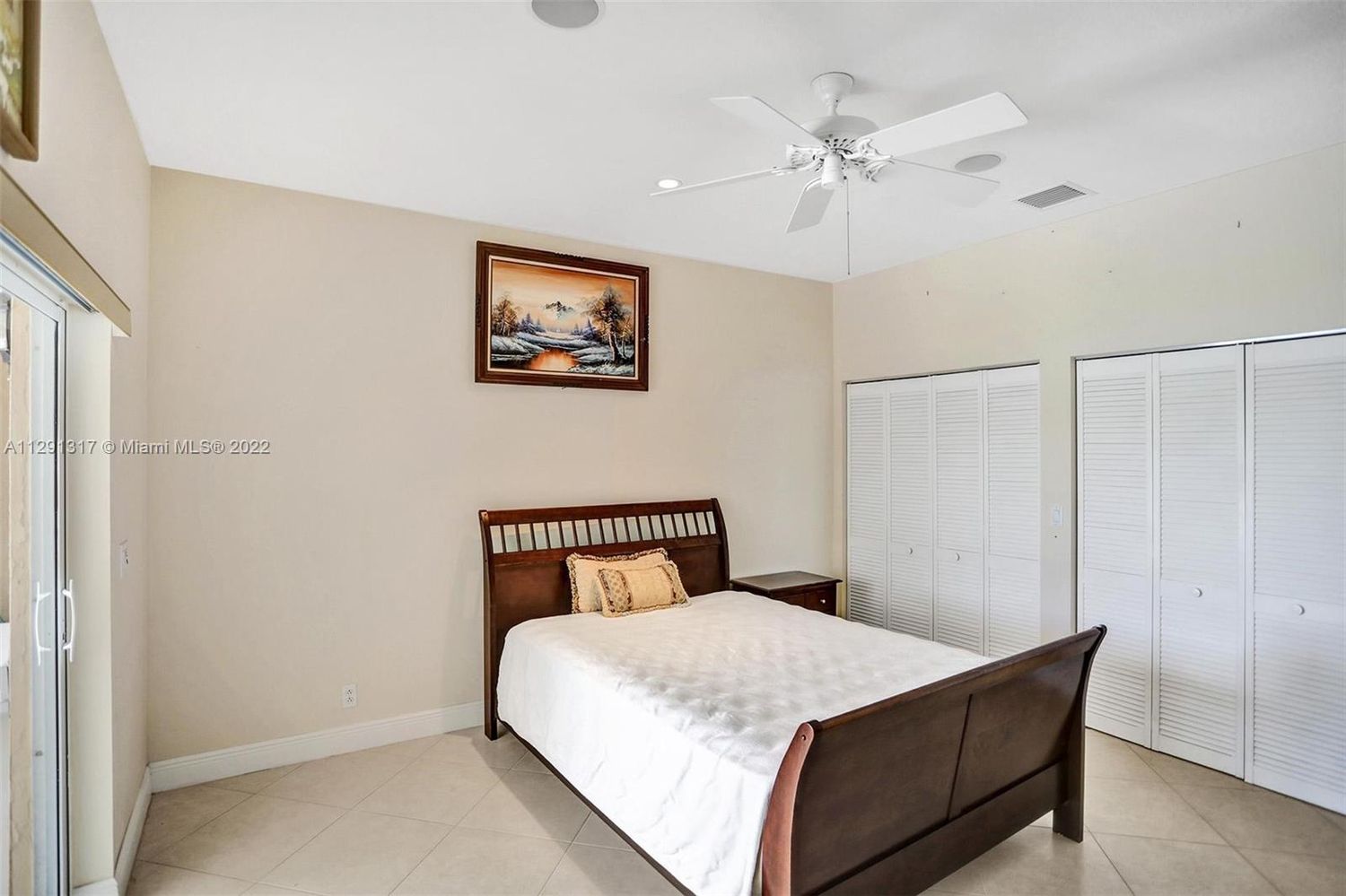 8946 Wendy Lane West