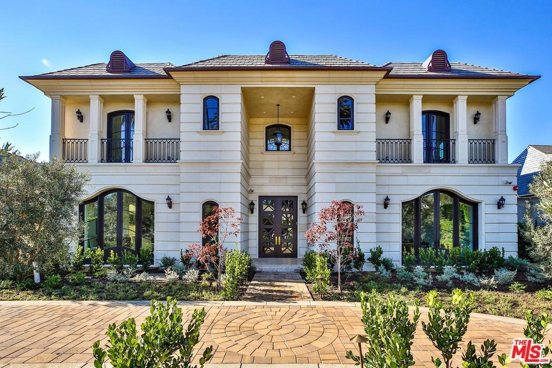 603 North Bedford DR