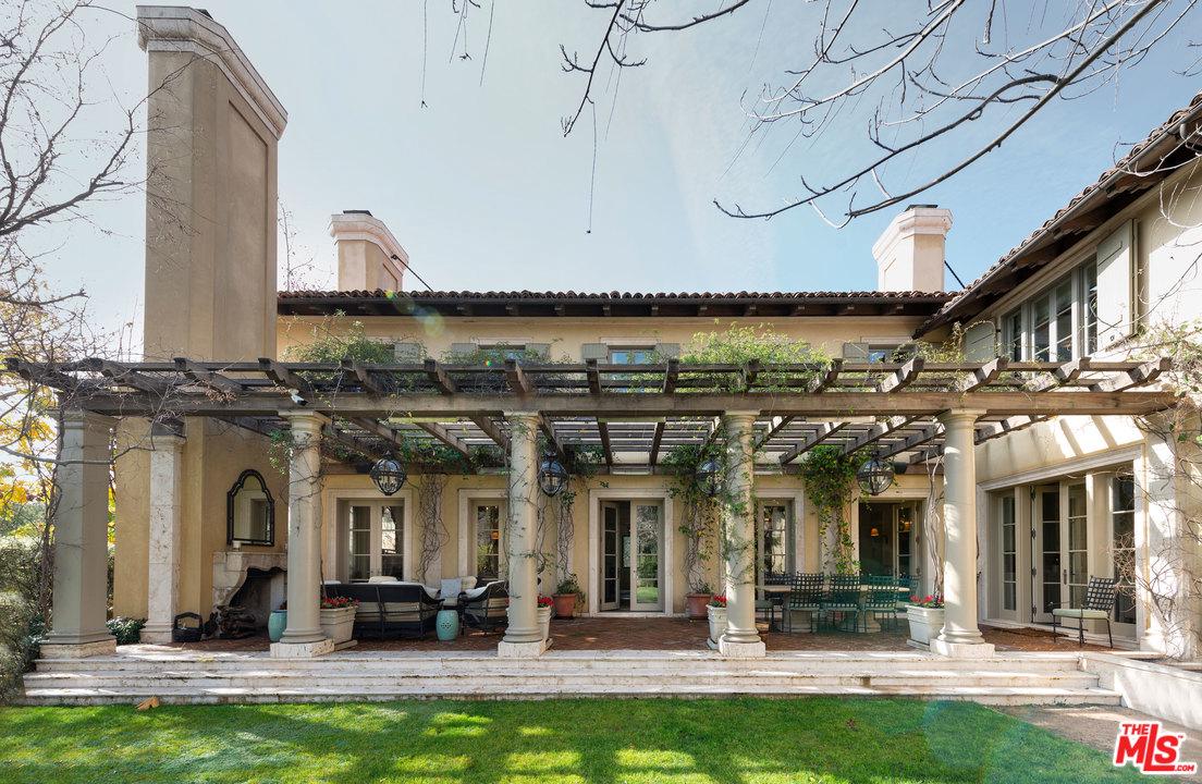 334 S Burlingame Avenue