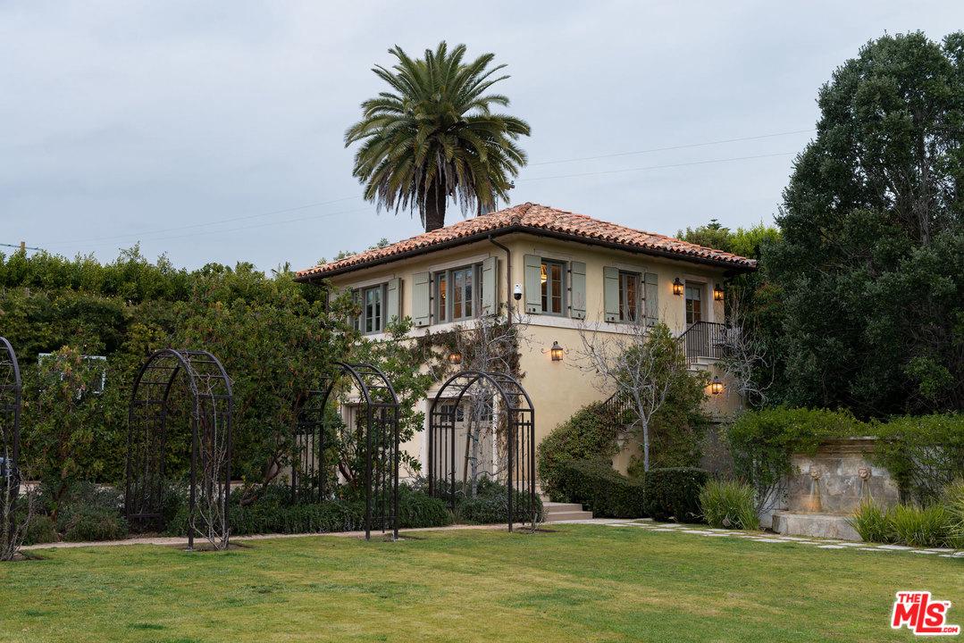 334 S Burlingame Avenue