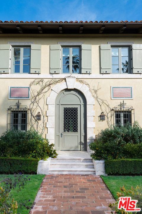 334 S Burlingame Avenue