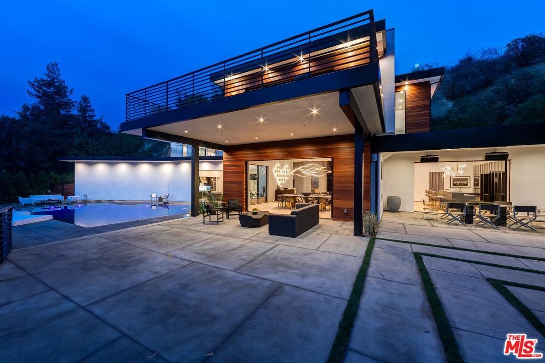 12954 Blairwood Dr