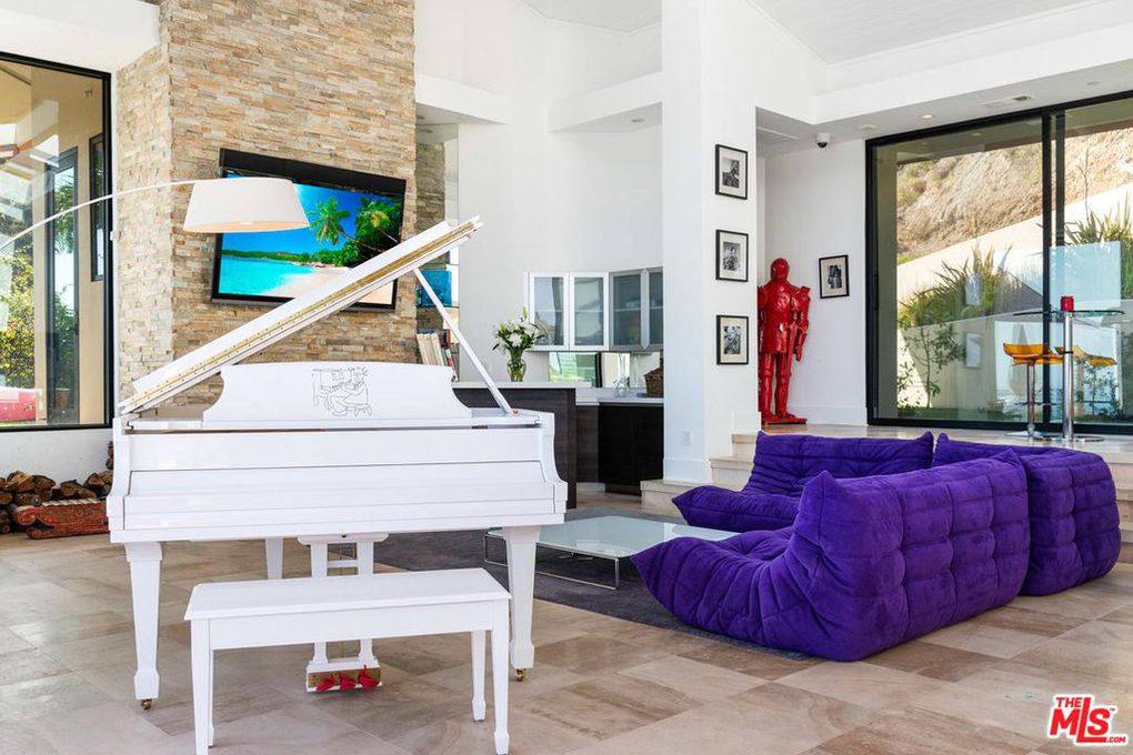 6345 Tantalus Drive