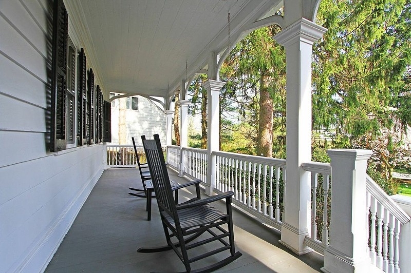 7 Parsonage Hill Road