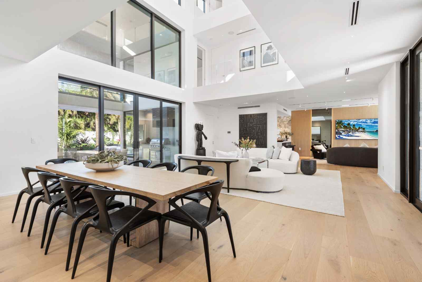 128  Ocean Blvd