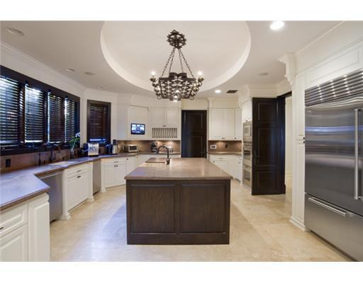 70  PALM AV