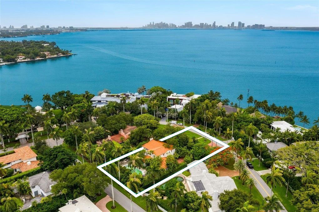 40 La Gorce Circle