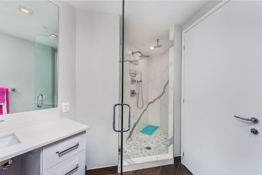 450 Alton Rd 2606