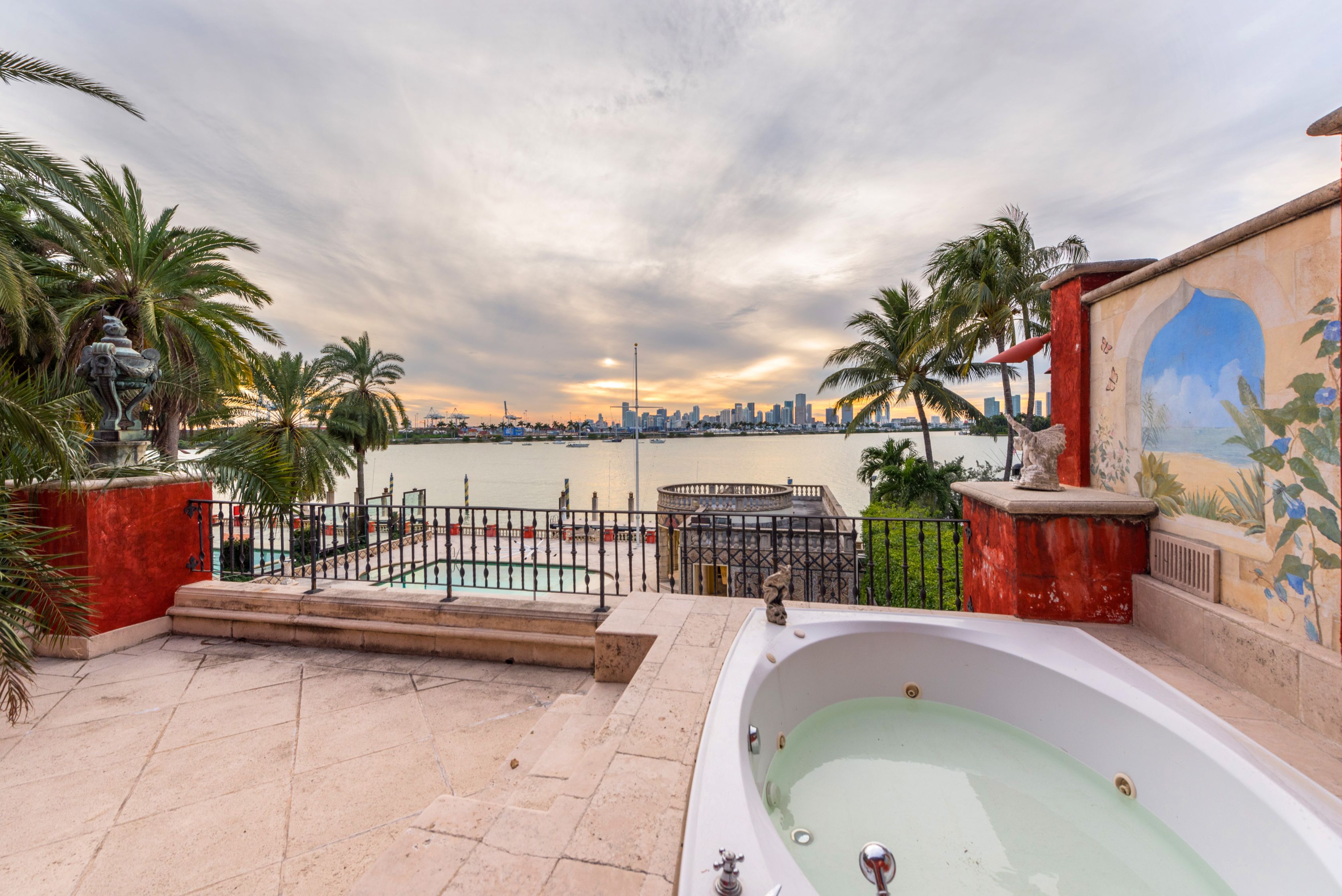 4-5 Star Island Dr
