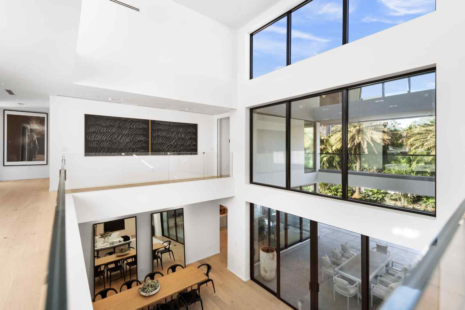 128  Ocean Blvd