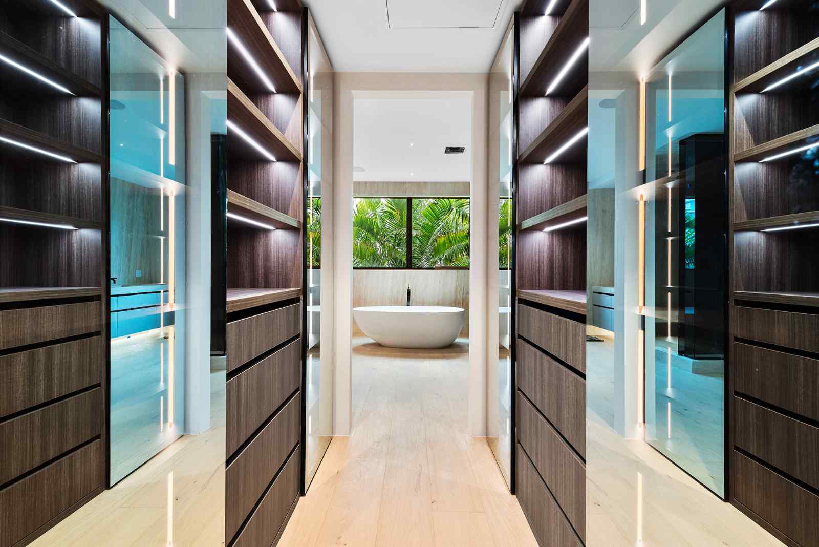 128  Ocean Blvd