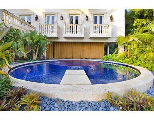 70  PALM AV