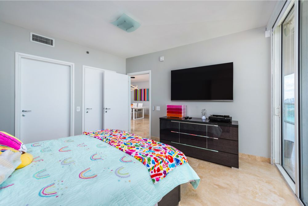 450 Alton Rd 2606