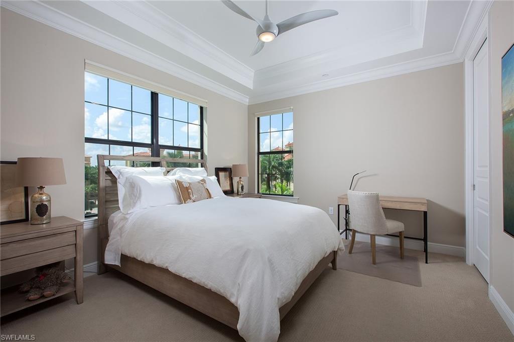 2733 Tiburon Boulevard East 302