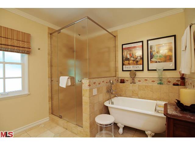 315 Oceano Dr