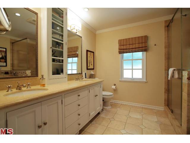 315 Oceano Dr