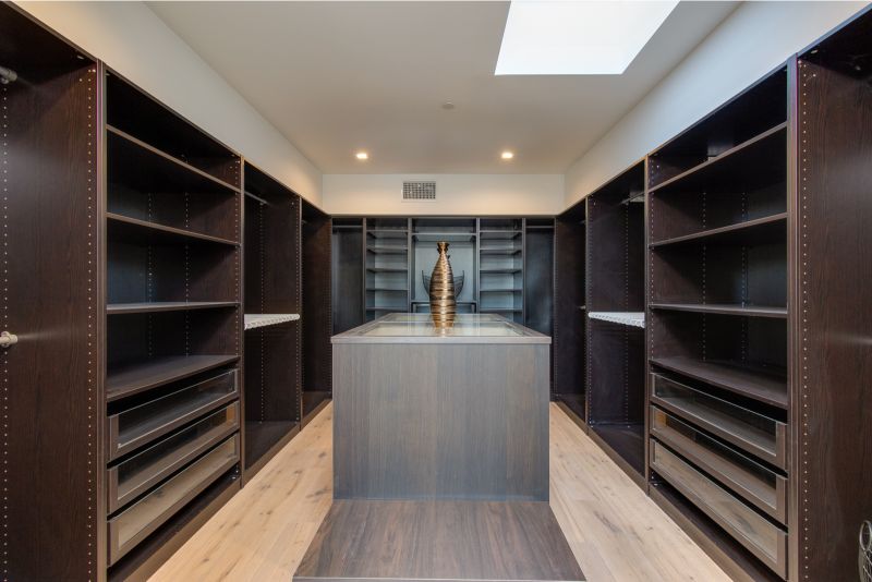 2021 Santiago Dr
