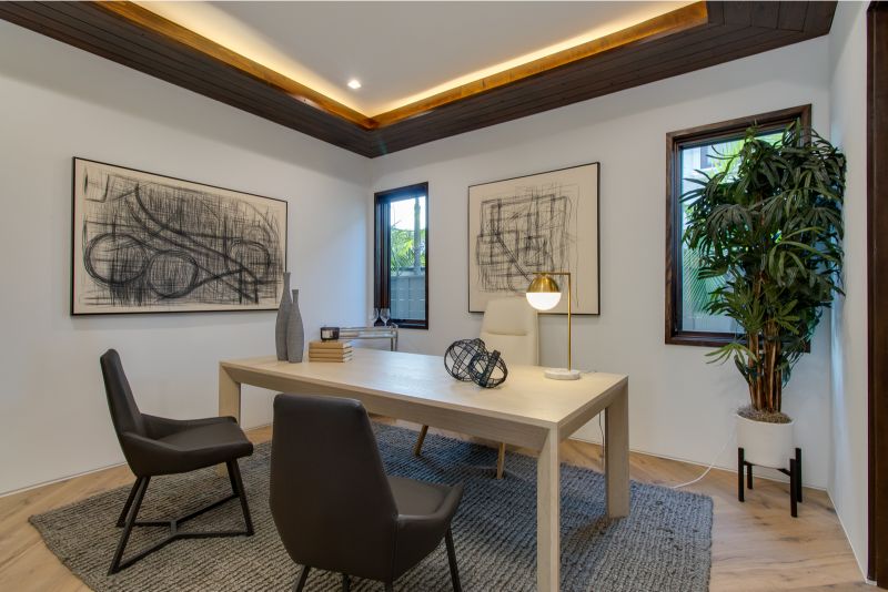 2021 Santiago Dr
