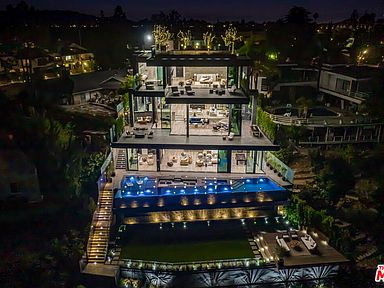 2304 Donella Cir