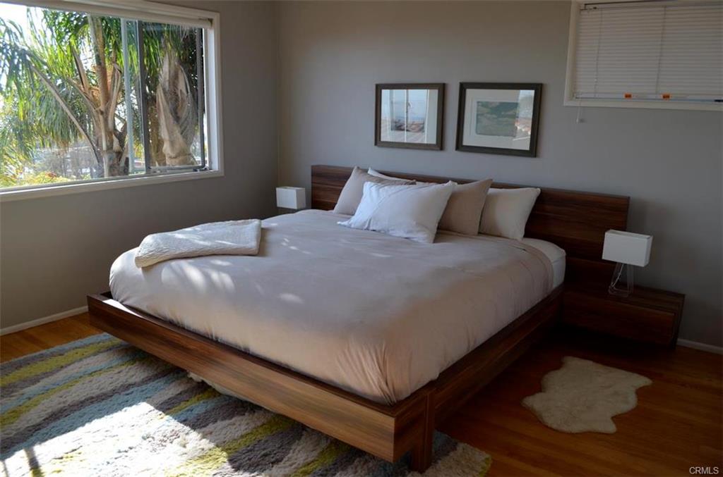 1445 Hillcrest Dr