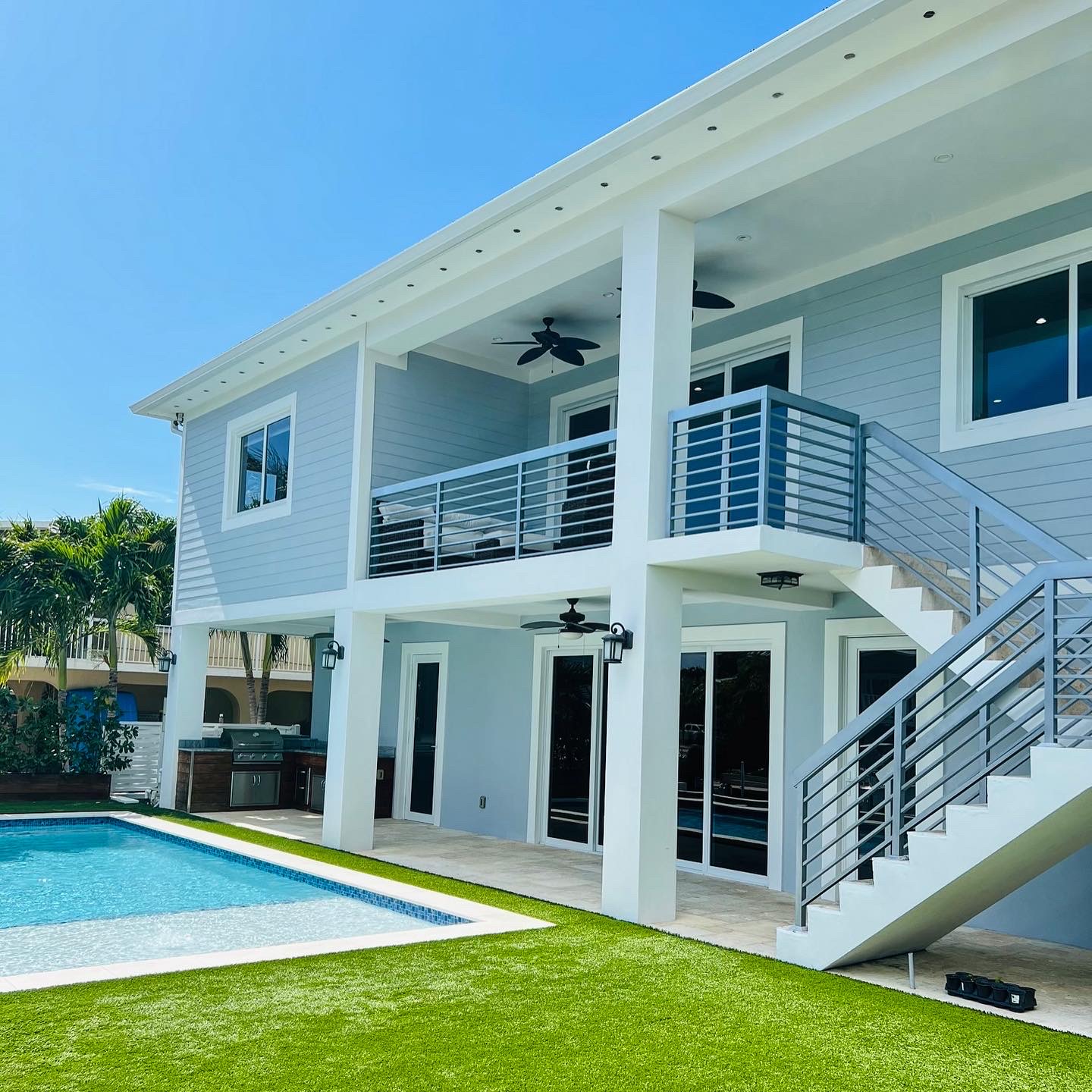 145  Venetian Dr