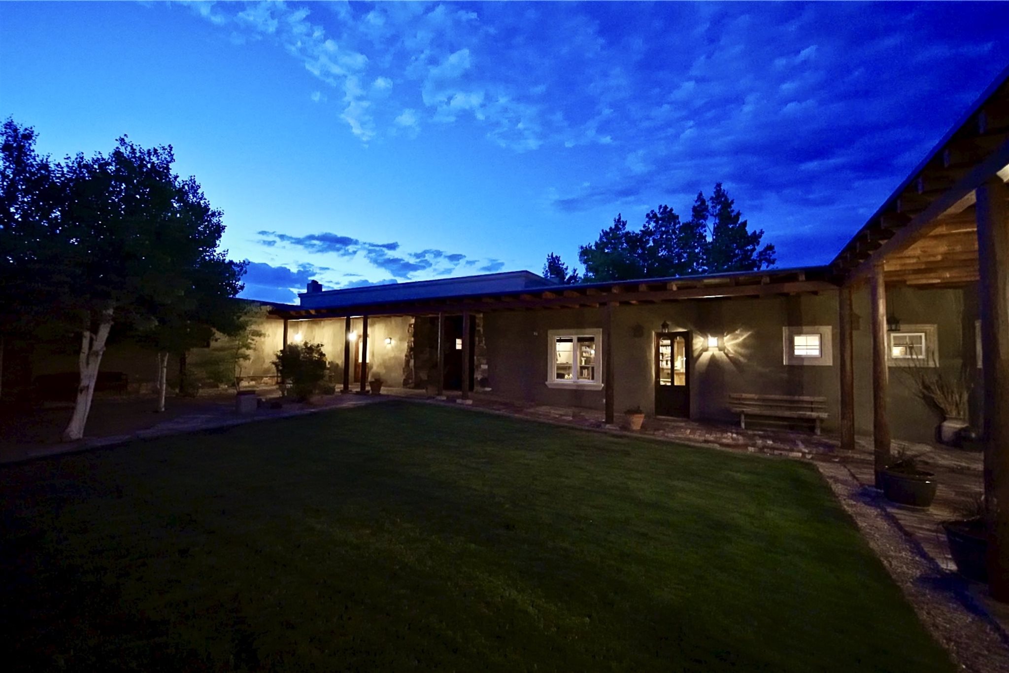 Apache Mesa Ranch