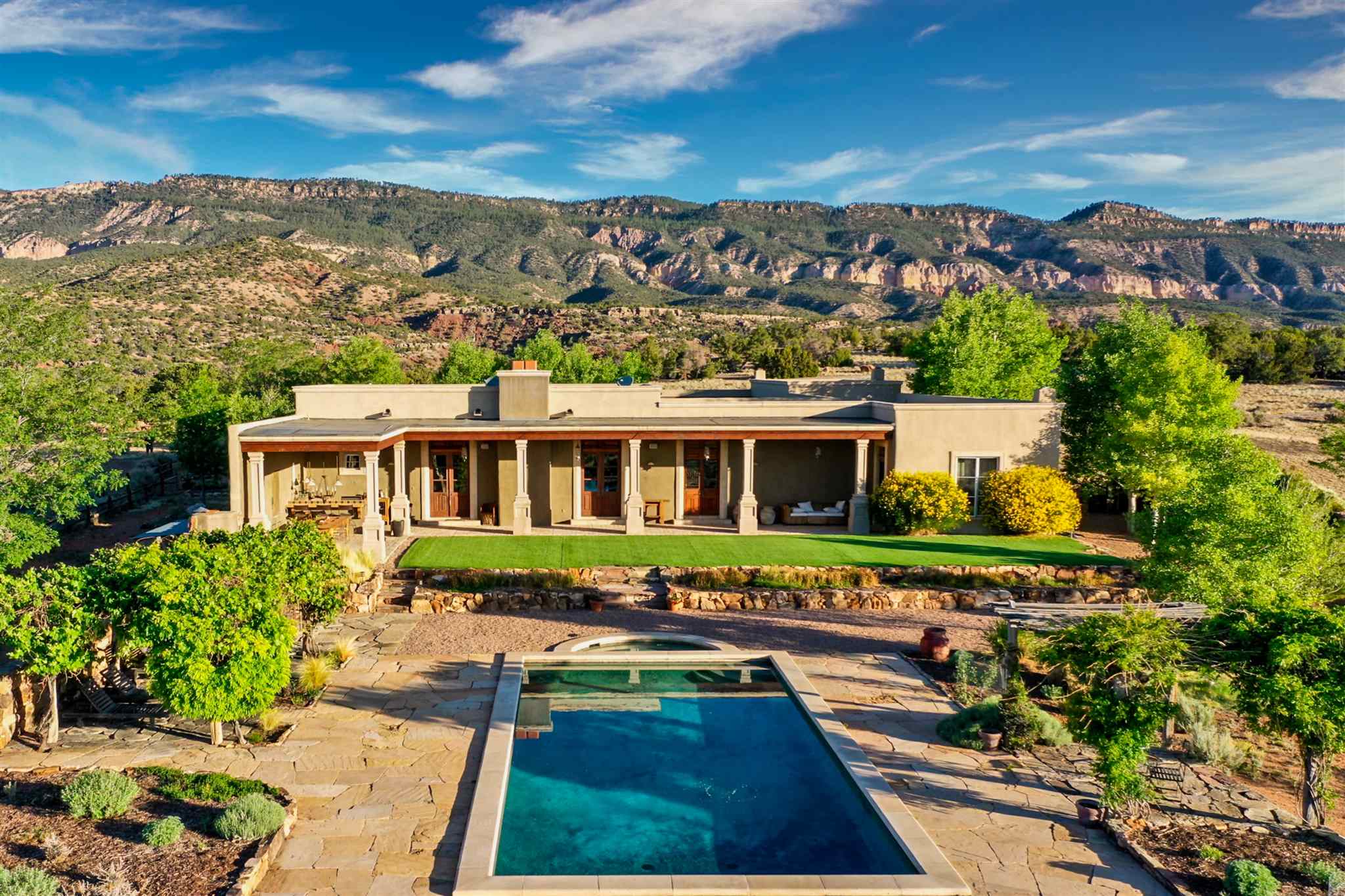 Apache Mesa Ranch