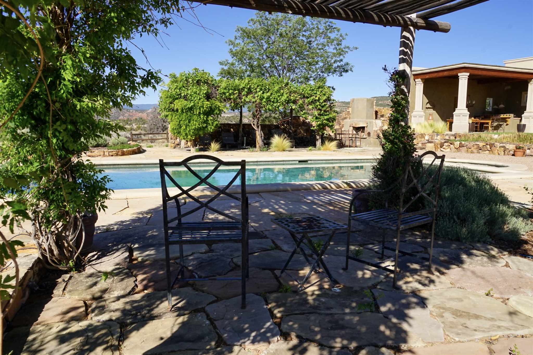 Apache Mesa Ranch