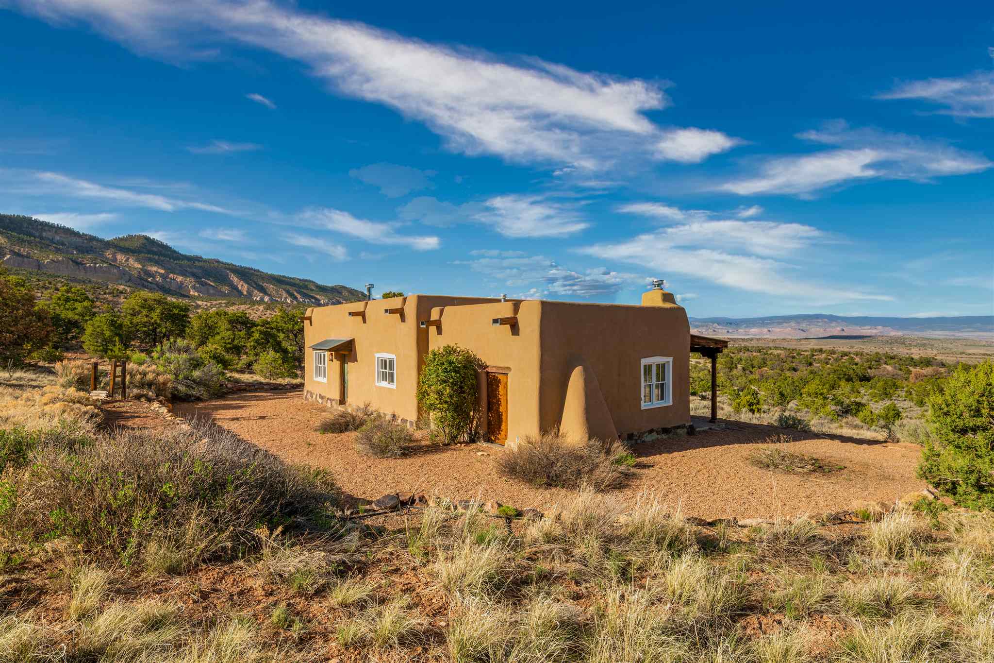 Apache Mesa Ranch
