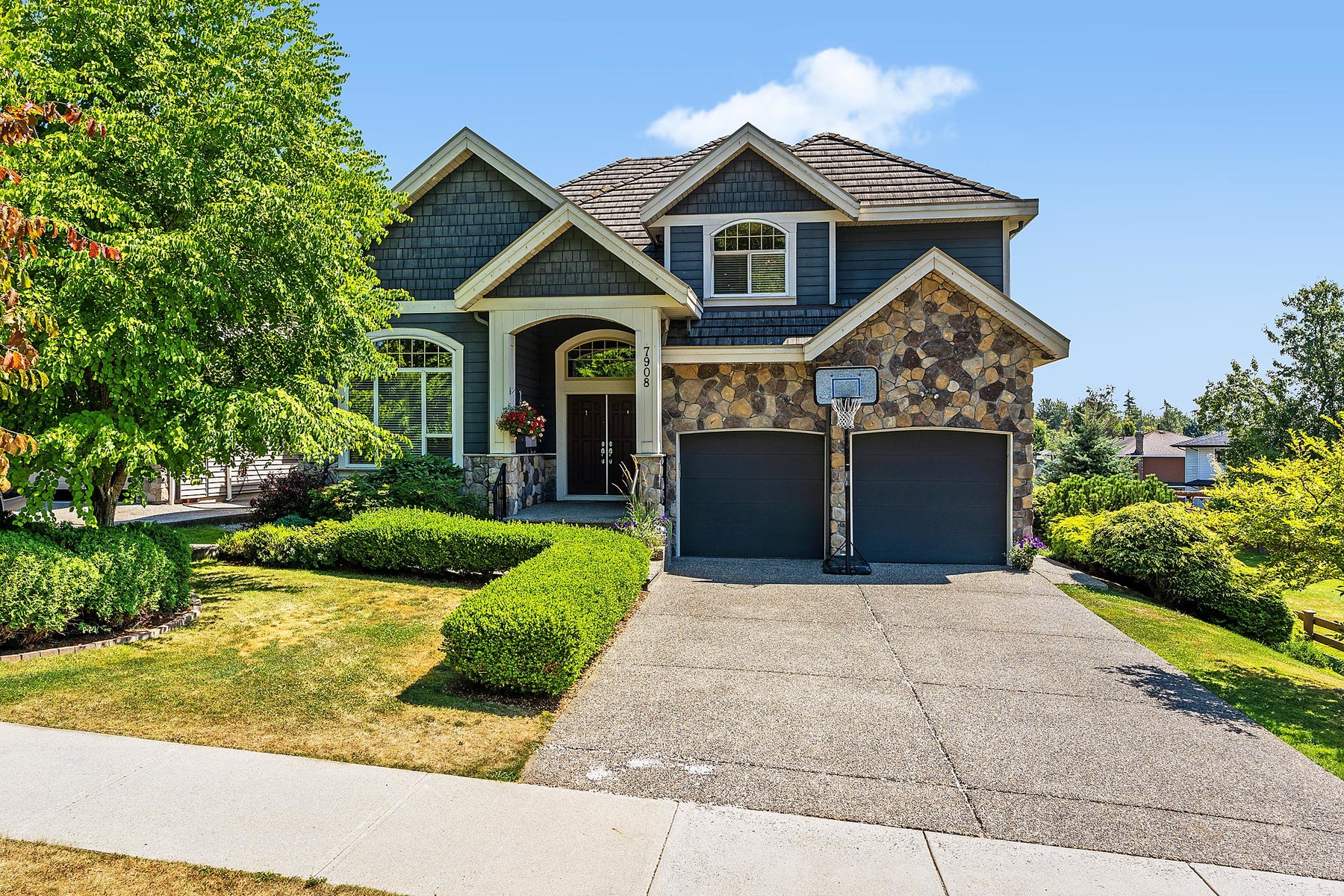 7908 160 Street