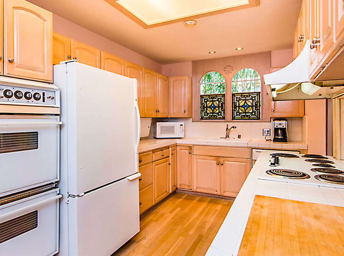 822 Thayer Avenue