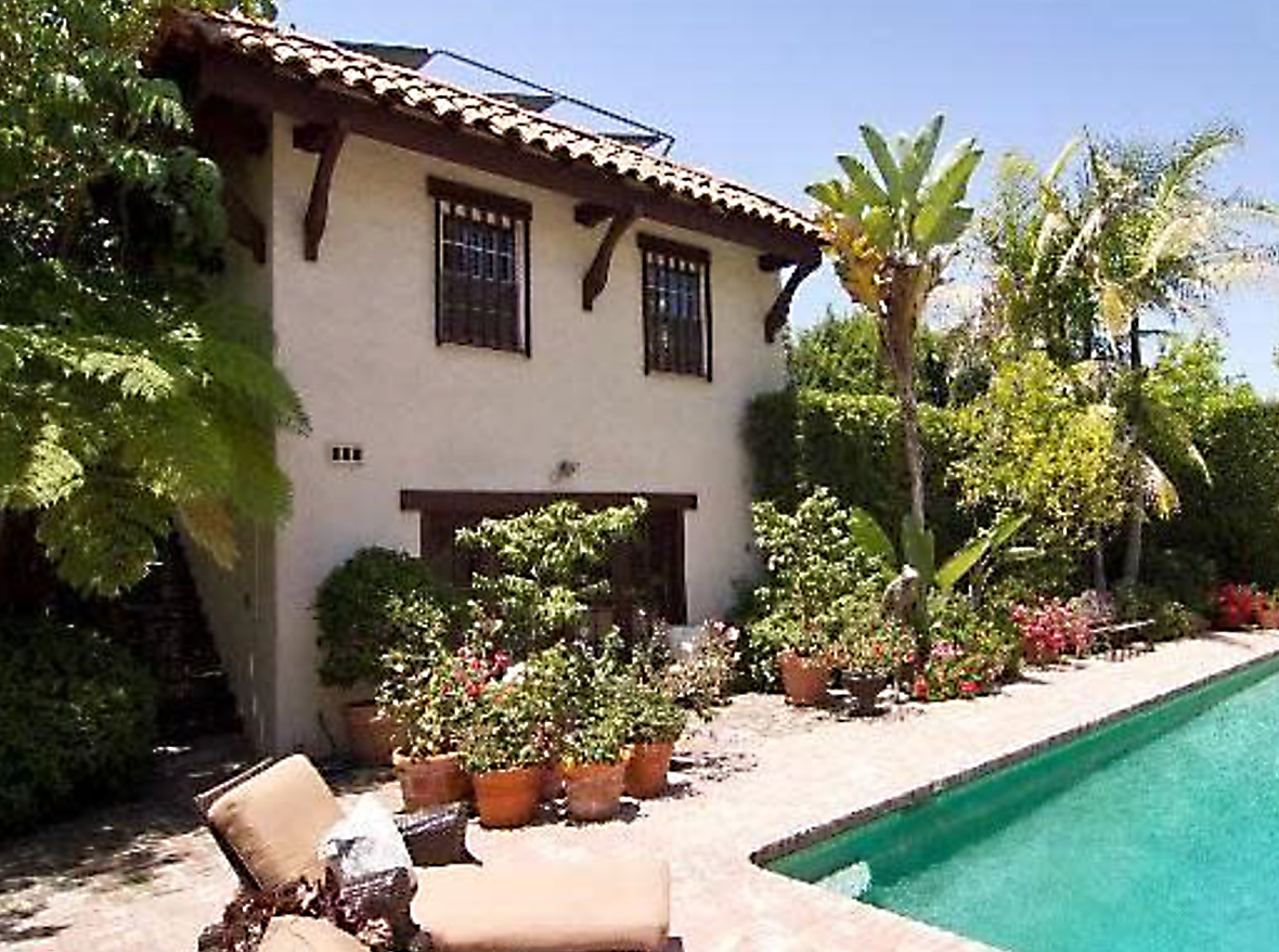 525 North Foothill Road