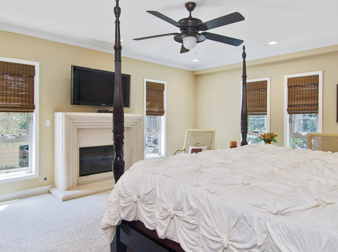 1224 Thayer Avenue 102