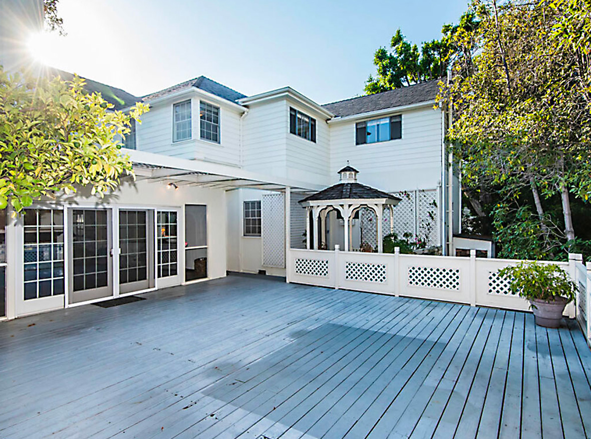 822 Thayer Avenue