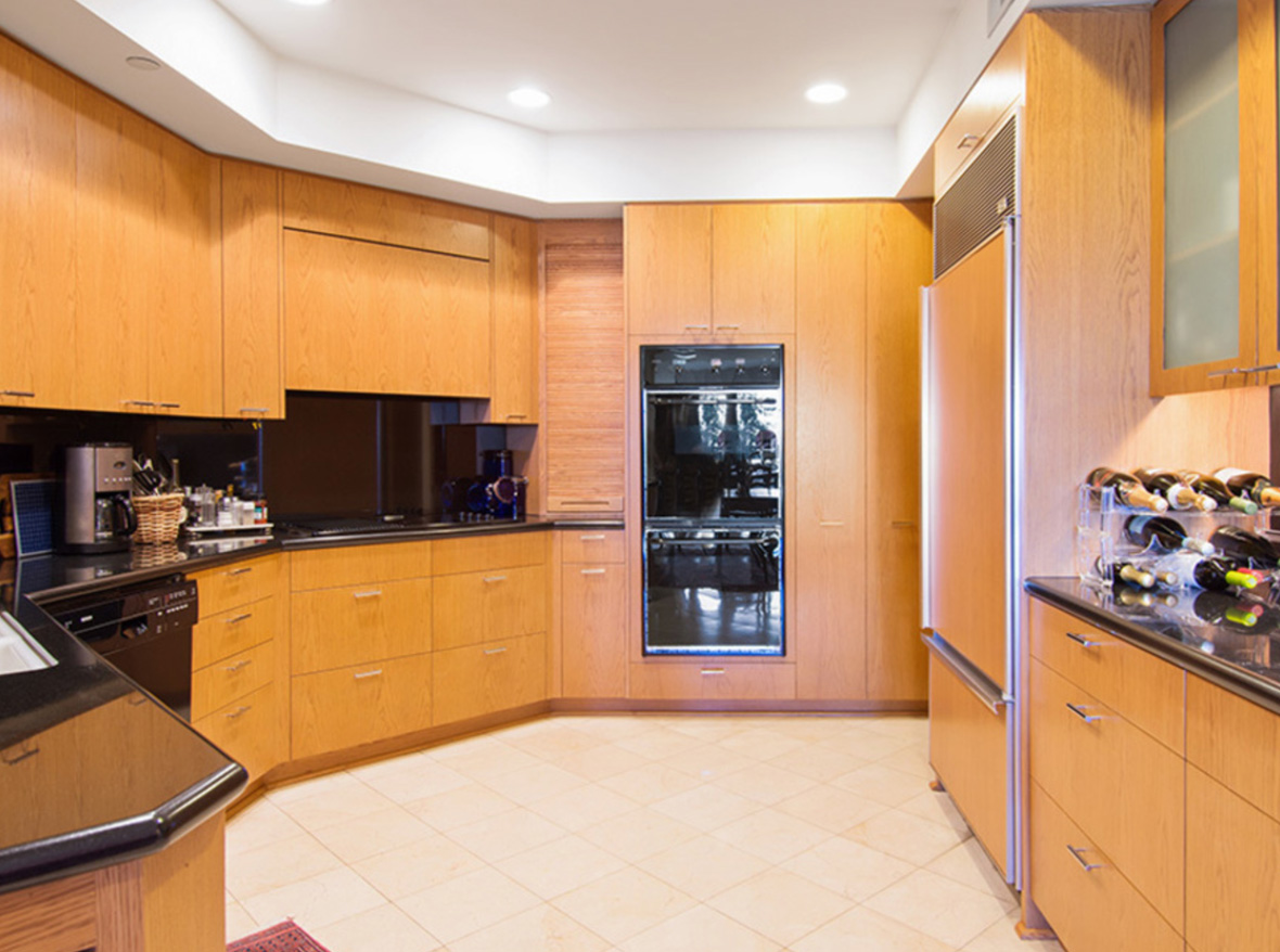 10551 Wilshire Boulevard 1402