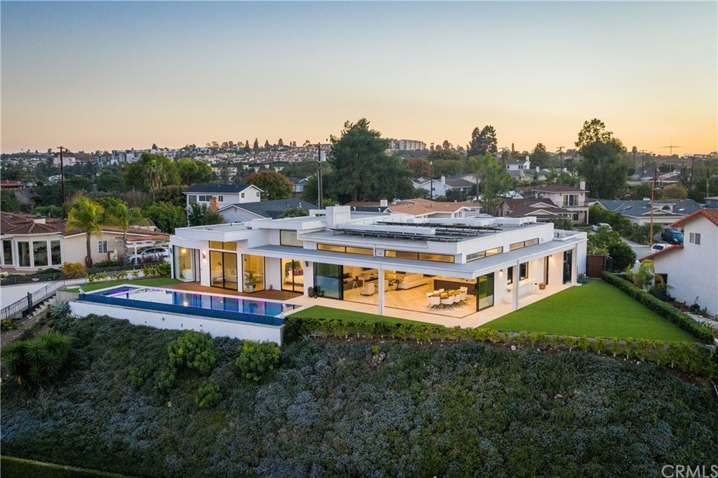 5905 Clint Place